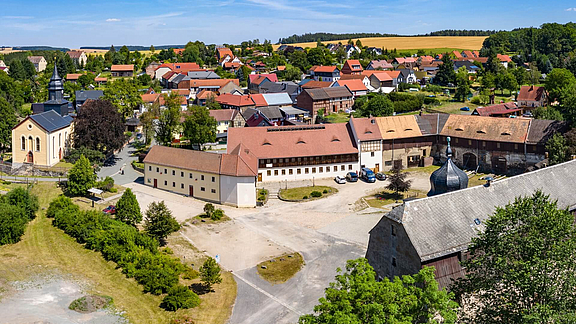 hero-knau-luftbild_c_Joerg-Uwe-Jahn.jpg  