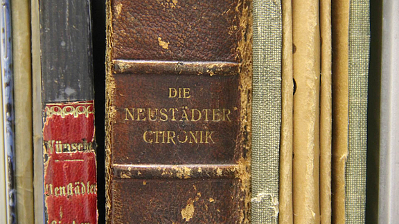 hero-historische-bibliothek_c_SNO.jpg  