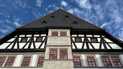 Lutherhaus_Blick_nach_oben_klein.jpg  