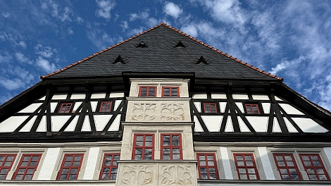 Lutherhaus_Blick_nach_oben_klein.jpg  
