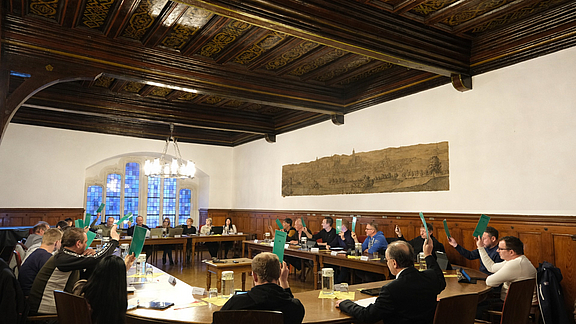 hero_stadtratsitzung-rathaussaal_2026_c_SNO.jpg  