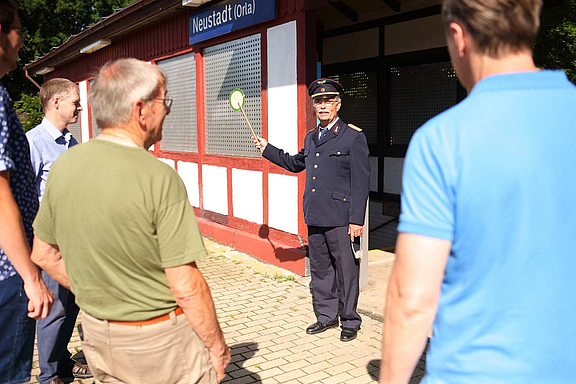 stadtfuehrung-bahnhof-harald-richter_c_SNO.jpg  