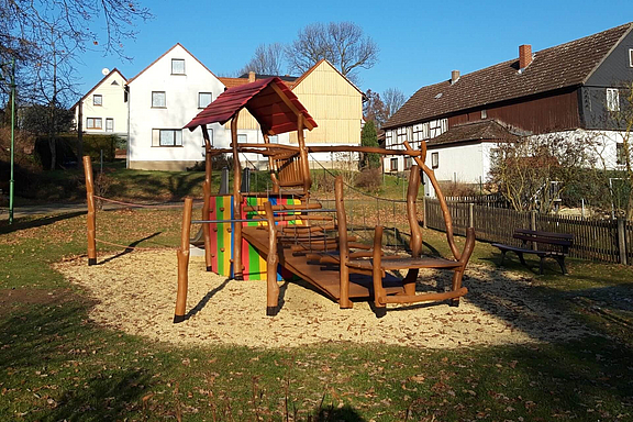 dreba-spielplatz_c_SNO.jpg 