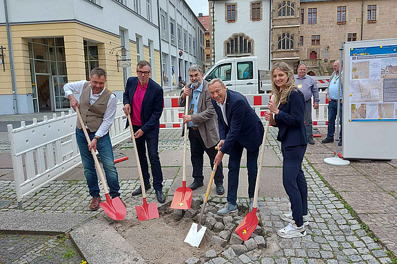 Spatenstich@SNO.jpg  