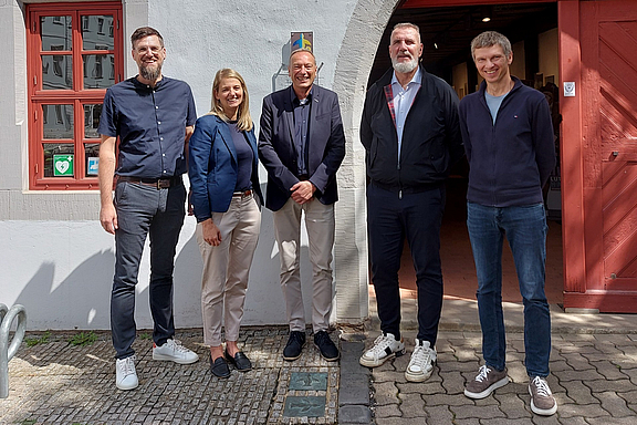20250807-F_Ministerbesuch_Pressefoto_1_c_SNO.jpg  