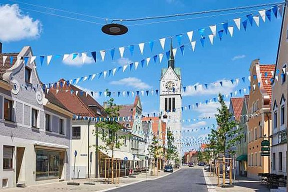 csm_Neustadt_Treffen_c_Foto_Mayer_e36b1c6dfa.jpg  