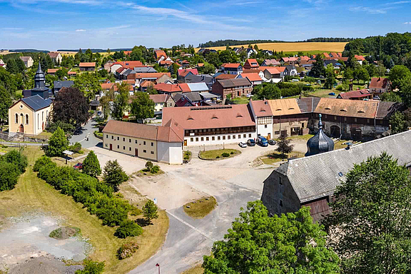 knau-luftbild_c_Joerg-Uwe-Jahn.jpg  